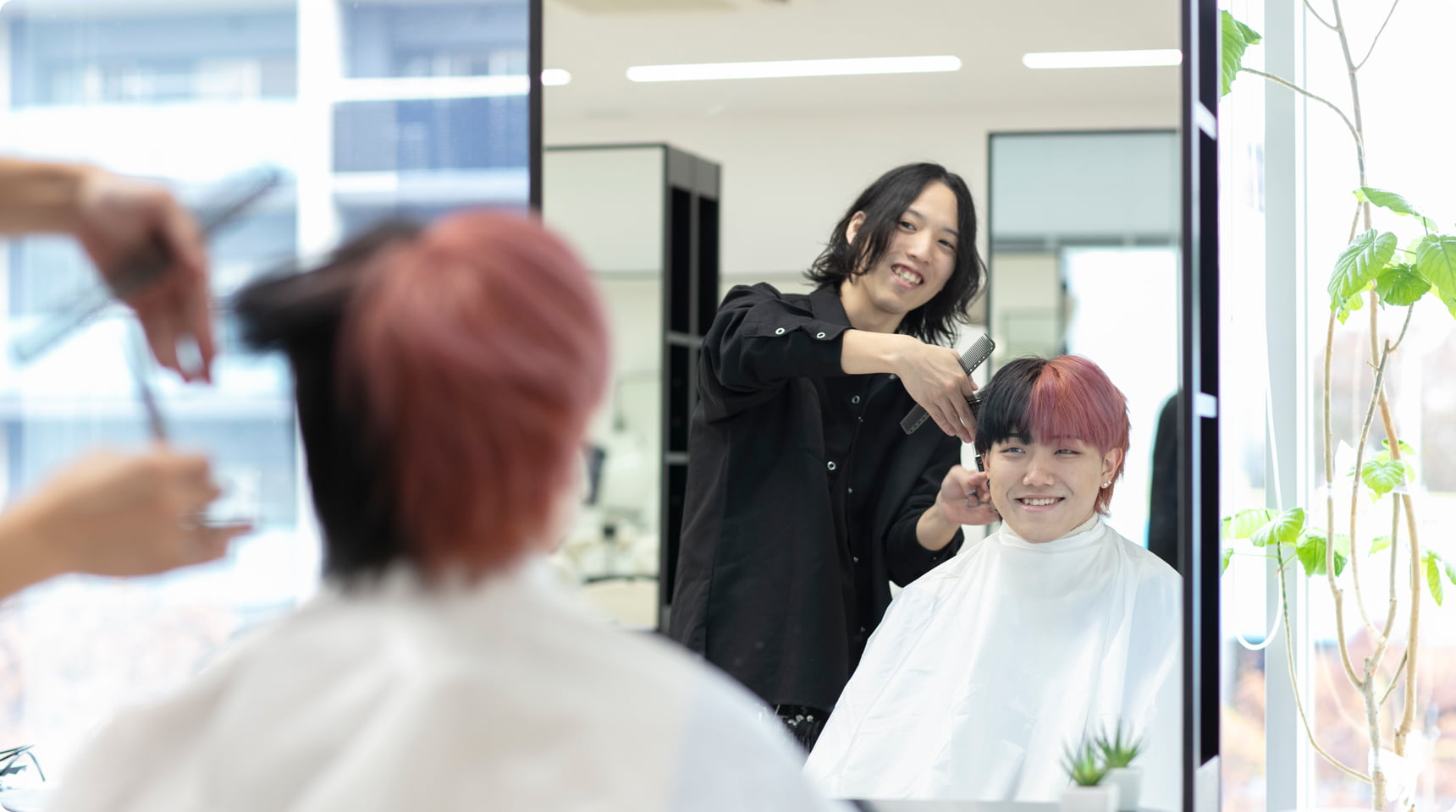 プロがつくった環境、プロになれる学校