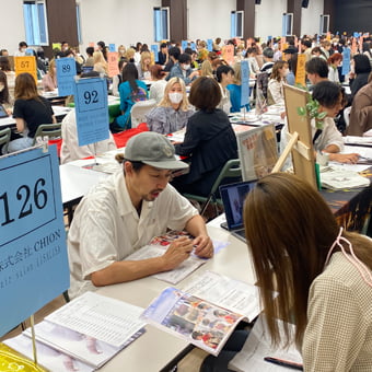 中美だけで行う、校内就職ガイダンス。